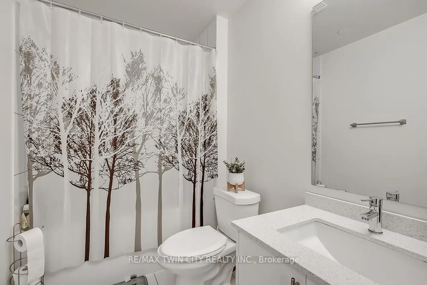 Additional image 16 of 509 Dundas Street # 415