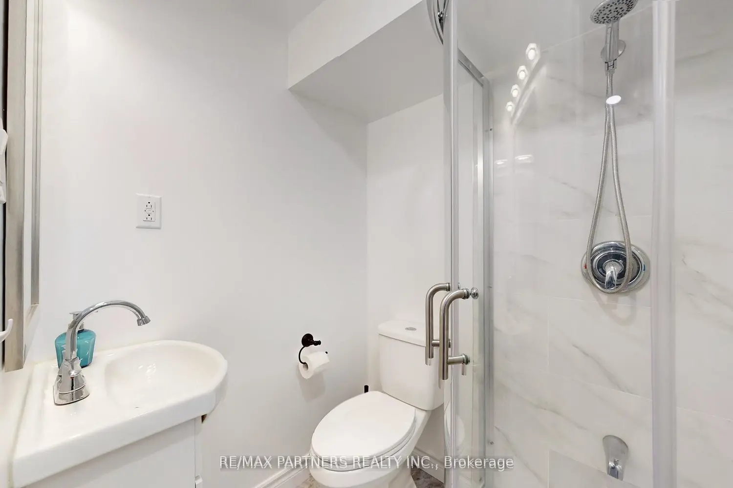 Additional image 18 of 82 Ferndell Circle