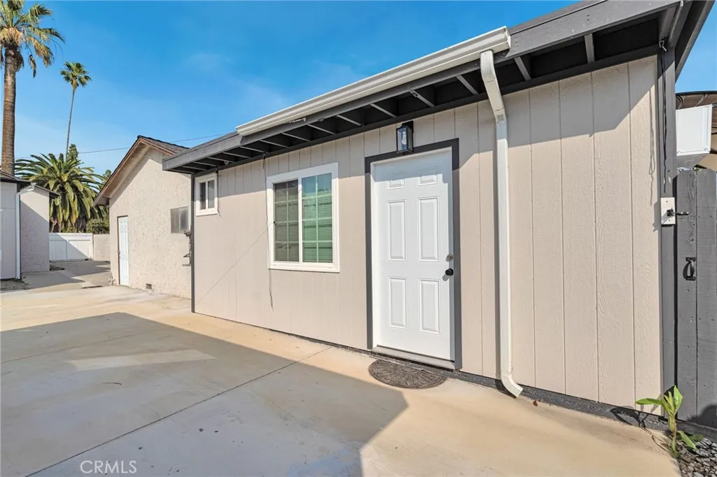 Additional image 32 of 70 W Claremont St, Pasadena, CA 91103