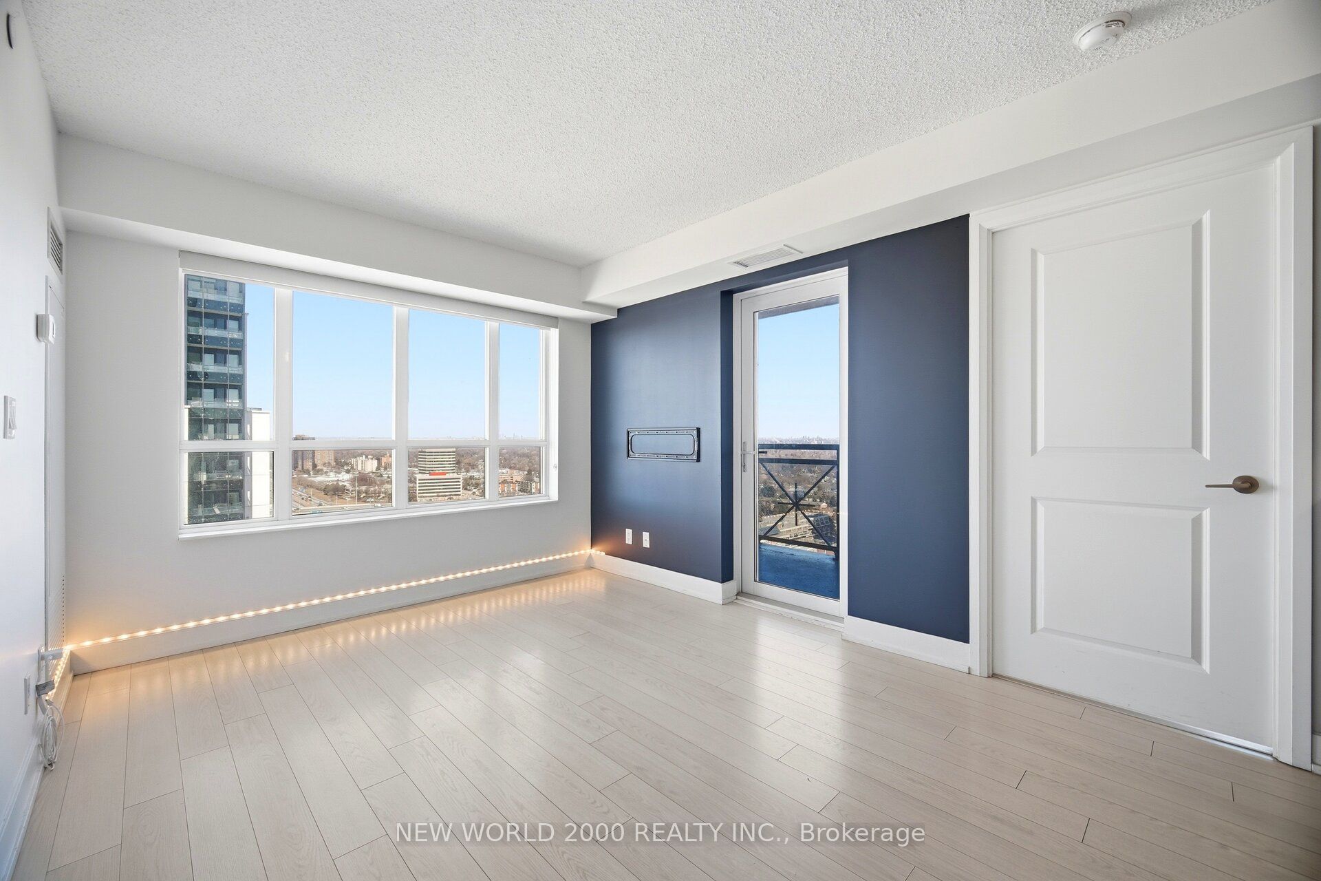 Additional image 5 of 2424-2 Eva Road, Toronto, ON, M9C 0A9