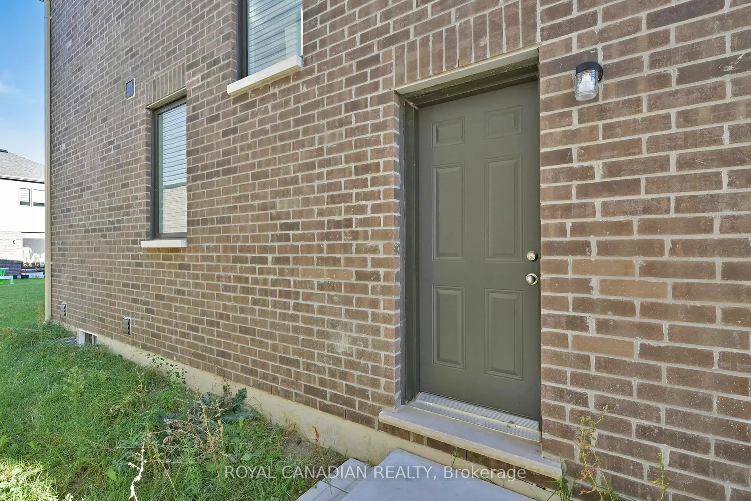 Additional image 20 of 38 Rochester Drive