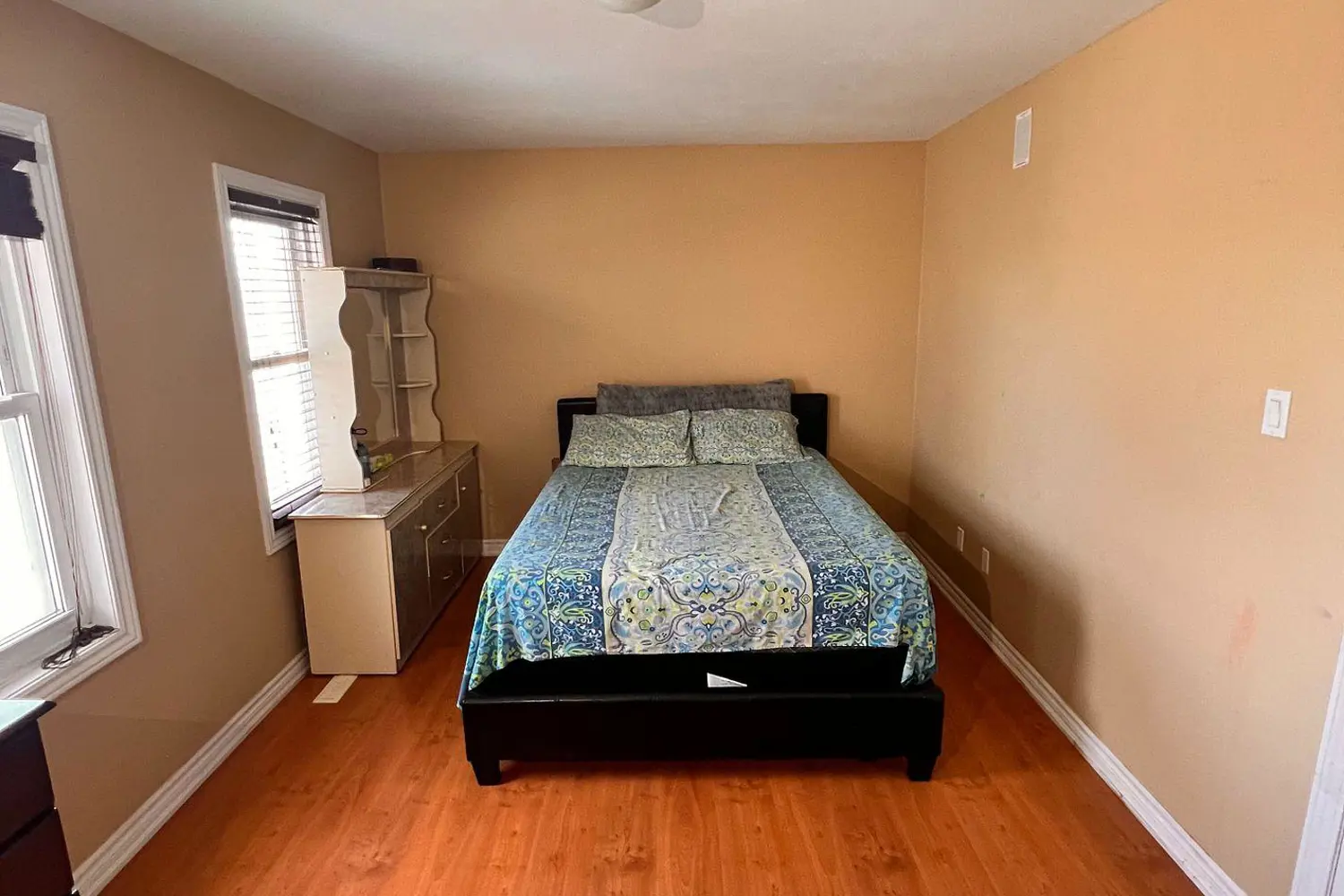 Additional image 8 of 1020 Central Park Drive 5