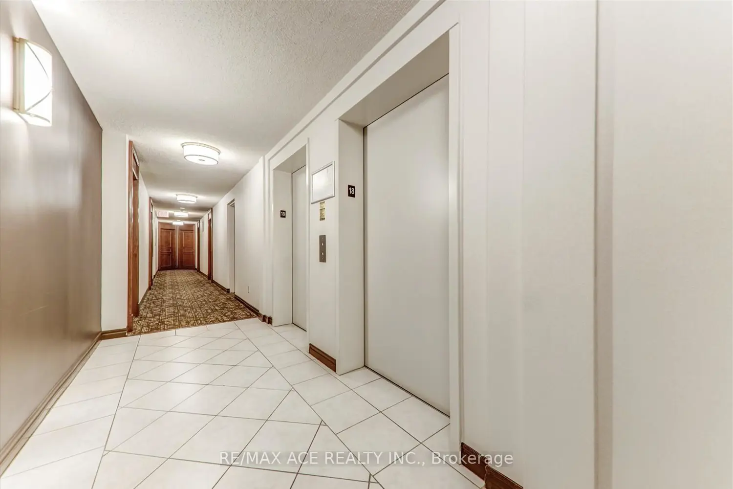 Additional image 7 of 2545 Erin Centre Boulevard 1803