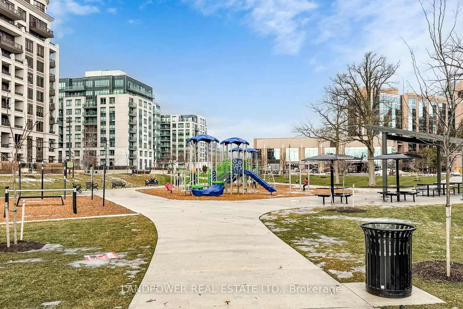 Additional image 20 of 8 Cedarland Drive 1202