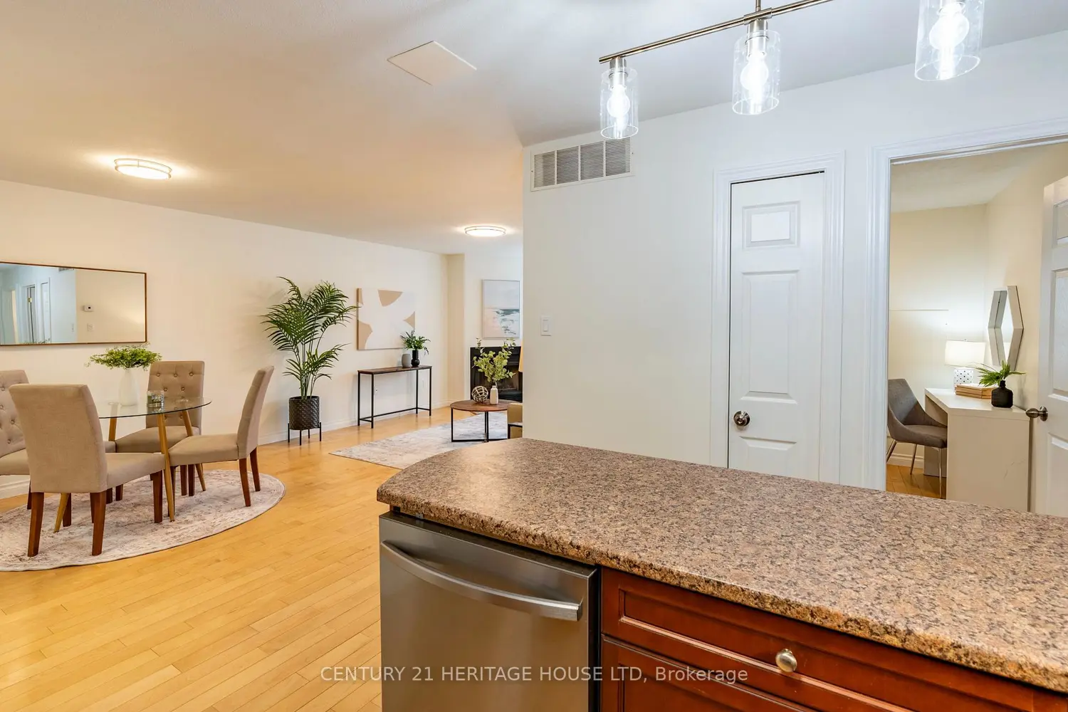 Additional image 9 of 15 Hofstetter Avenue 208