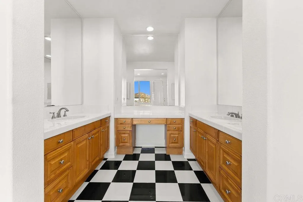 Additional image 72 of 1004 Red Granite Rd, Chula Vista, CA 91913