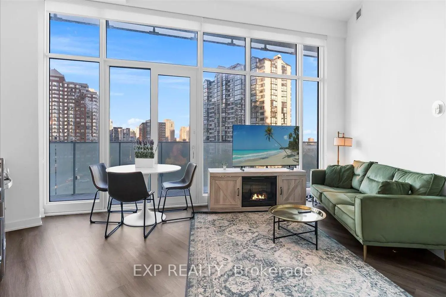 Additional image 4 of 3883 Quartz Road 614