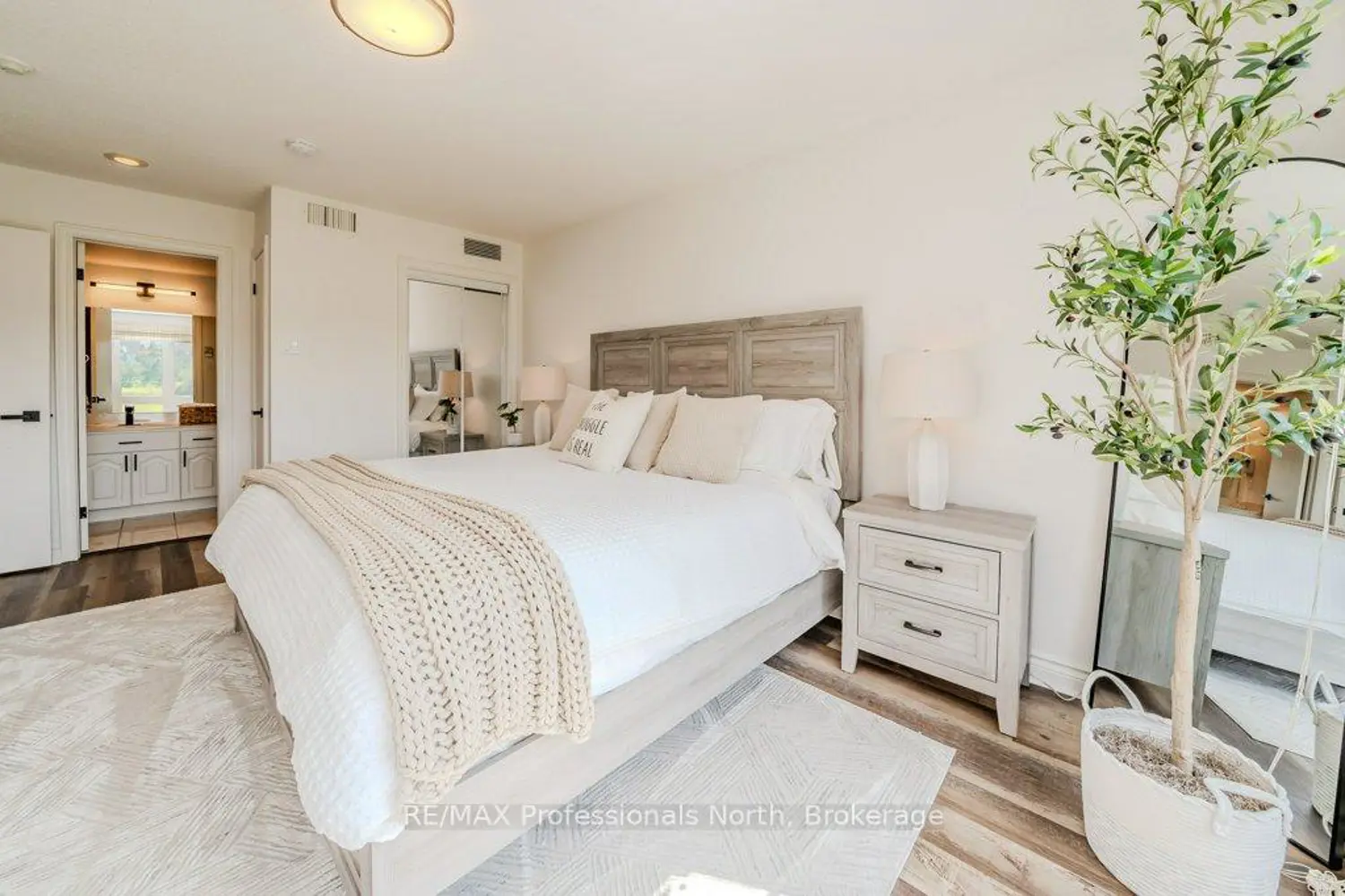 Additional image 17 of 33 Deerhurst Drive 105