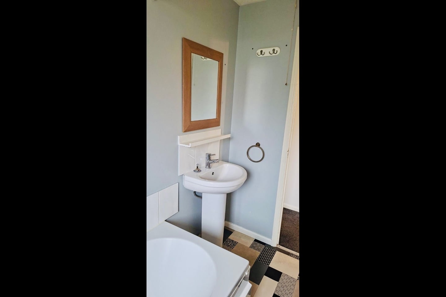 Additional image 10 of 2 Bed End Terrace, Grange Road, LS10, N1 7GU