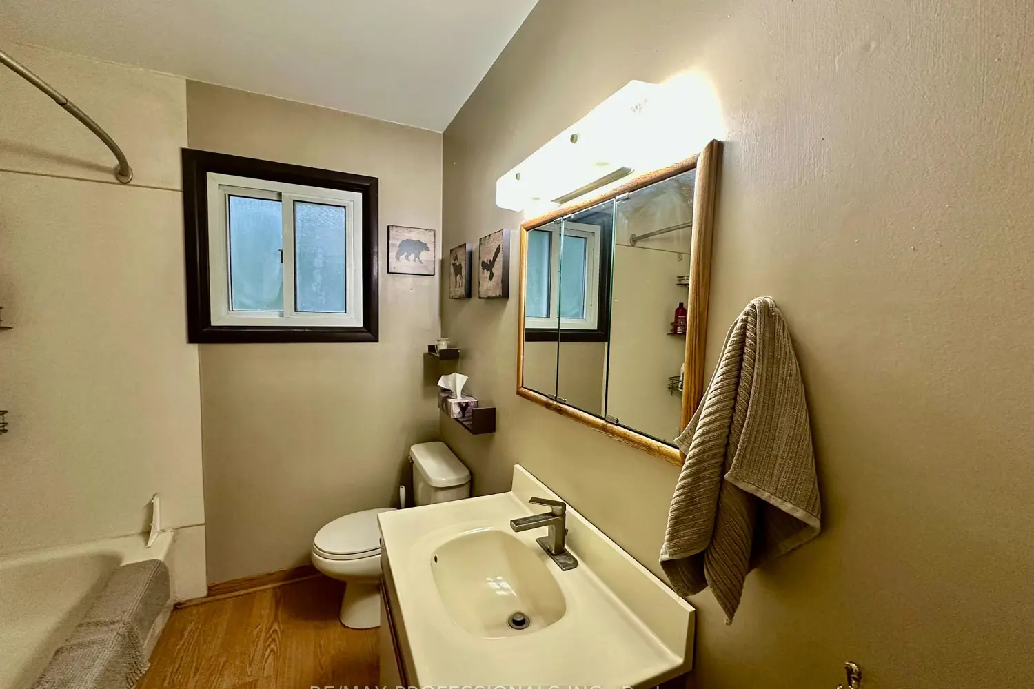 Additional image 9 of 13958 Trafalgar Road