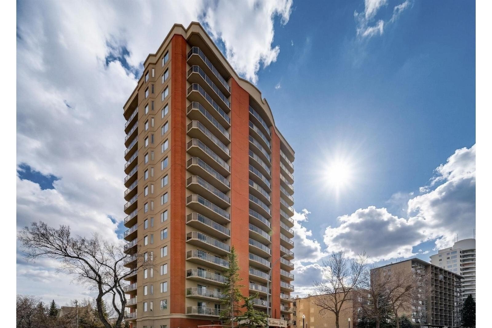 Additional image 7 of 501-10649 Saskatchewan Drive NW, Edmonton, AB, T6E6S8