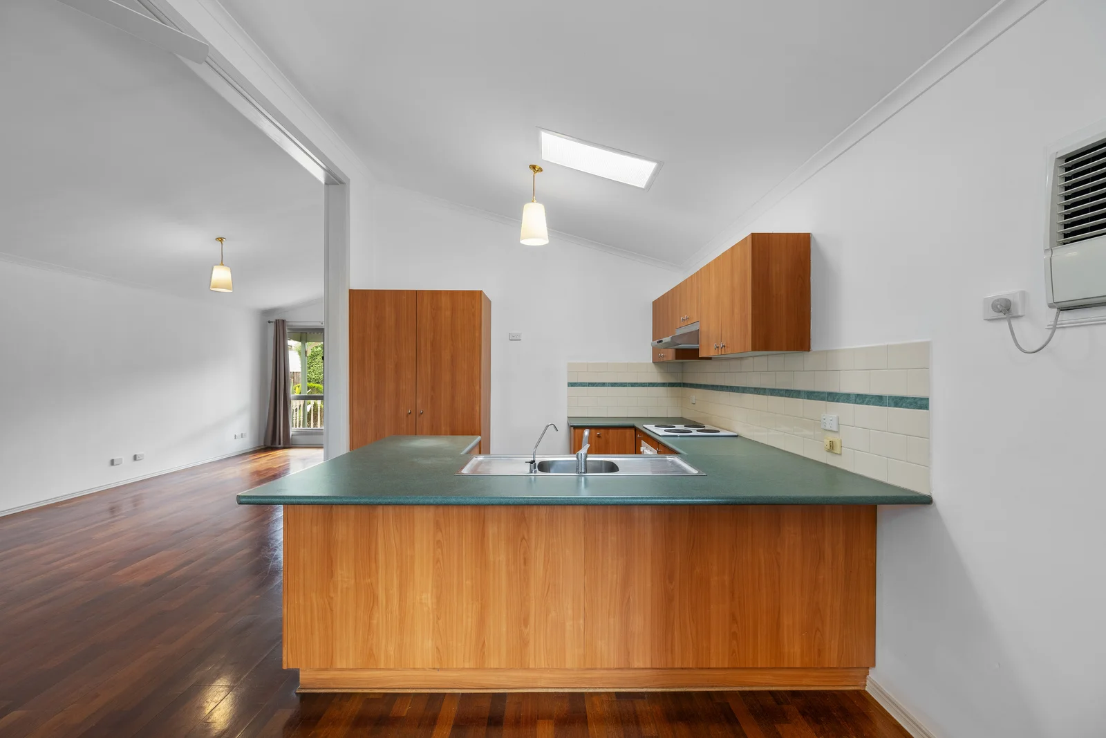 Additional image 3 of 25/16-24 Box Forest Road, Glenroy VIC 3046