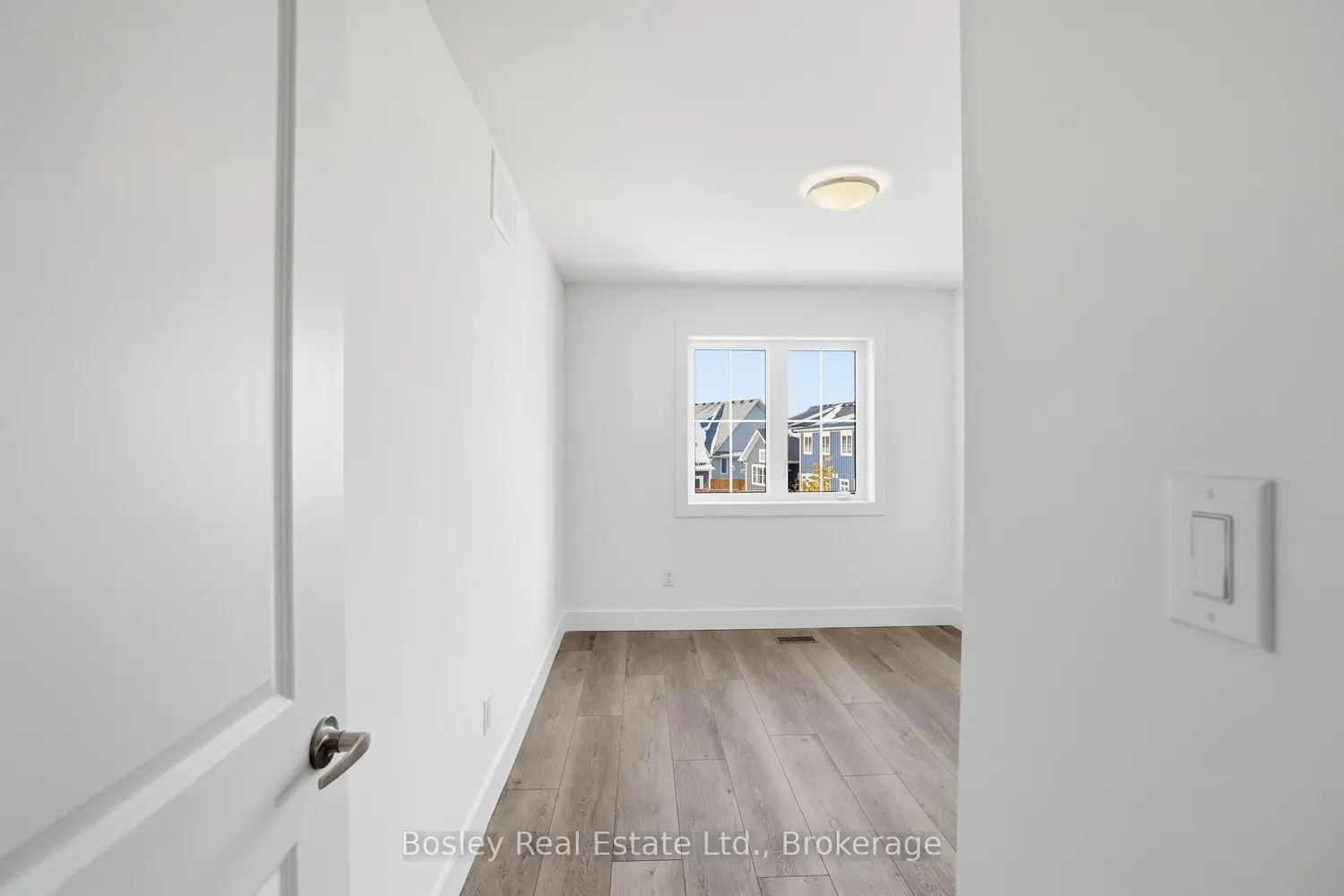 Additional image 8 of 130 White Oak Crescent