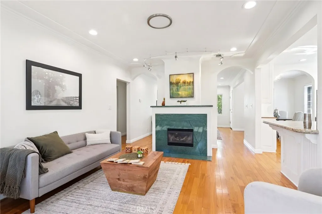 Additional image 70 of 1735 N Lima Street, Burbank, CA 91505