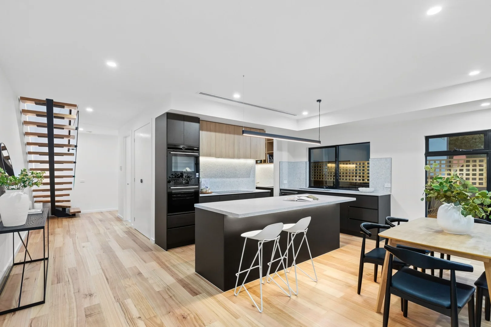 Additional image 3 of 262A Queen Street, Altona VIC 3018