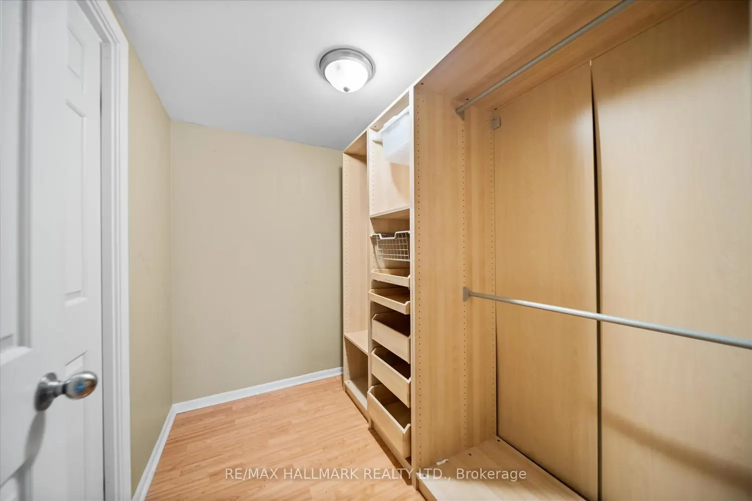 Additional image 13 of 717 Bay Street 703