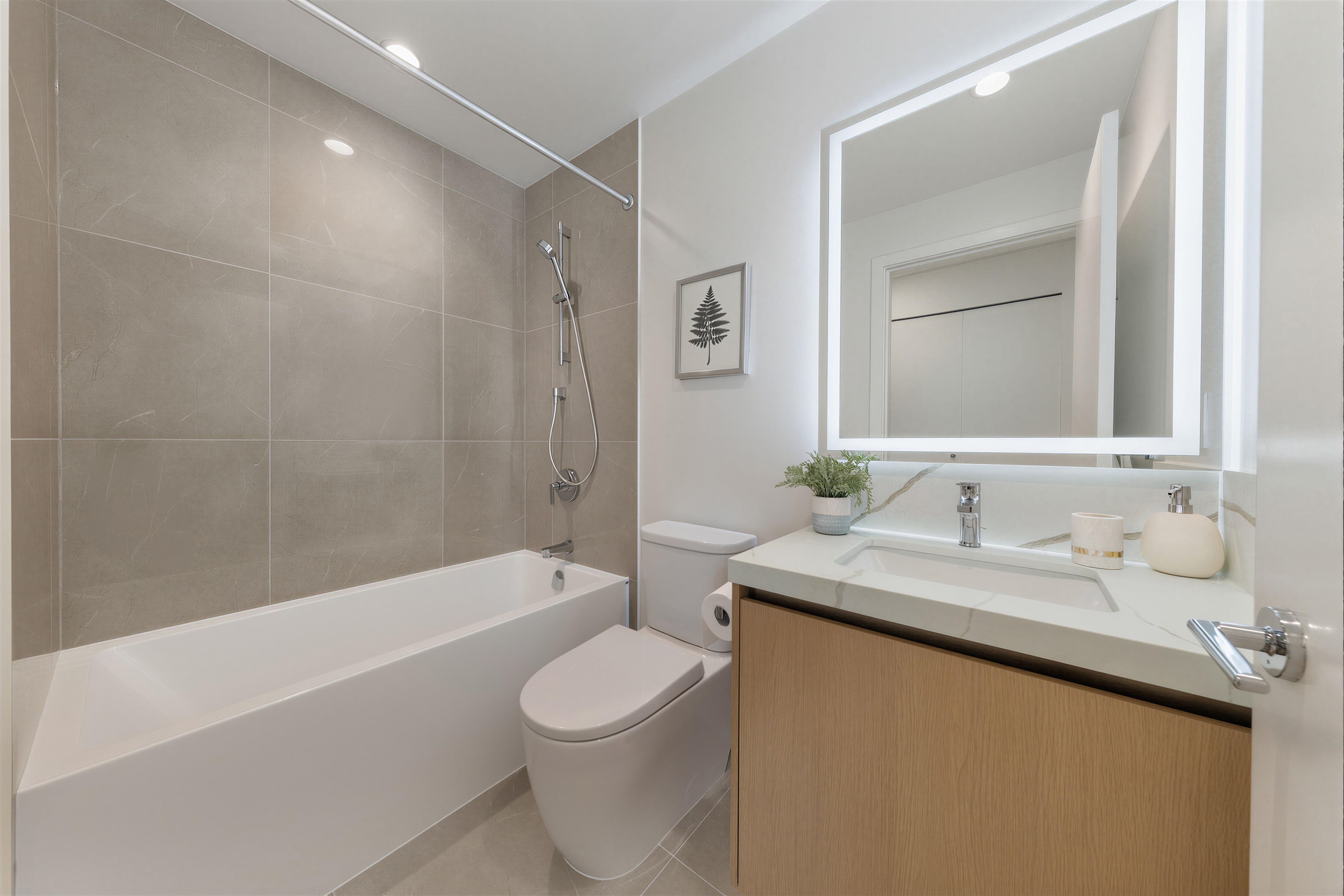 Additional image 3 of 1501-1475 Foster Street, Surrey, BC, V4B 0C9