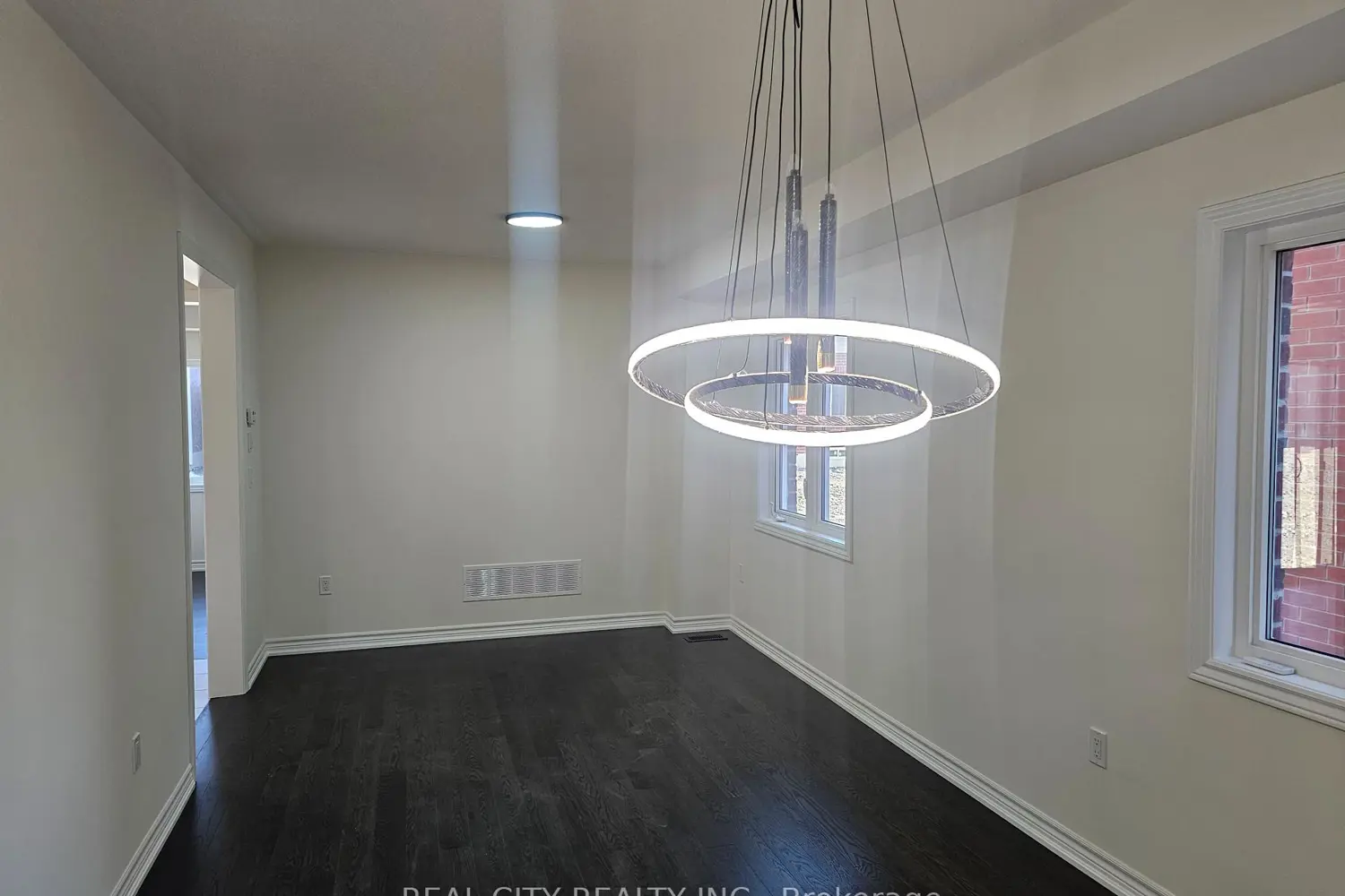 Additional image 8 of 5 Heather Fullerton Road