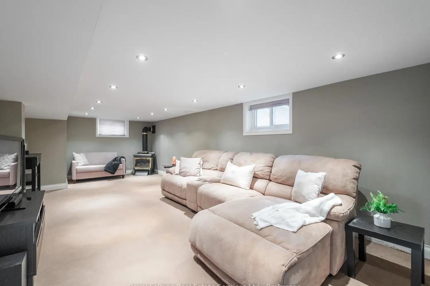 Additional image 17 of 938 King Road