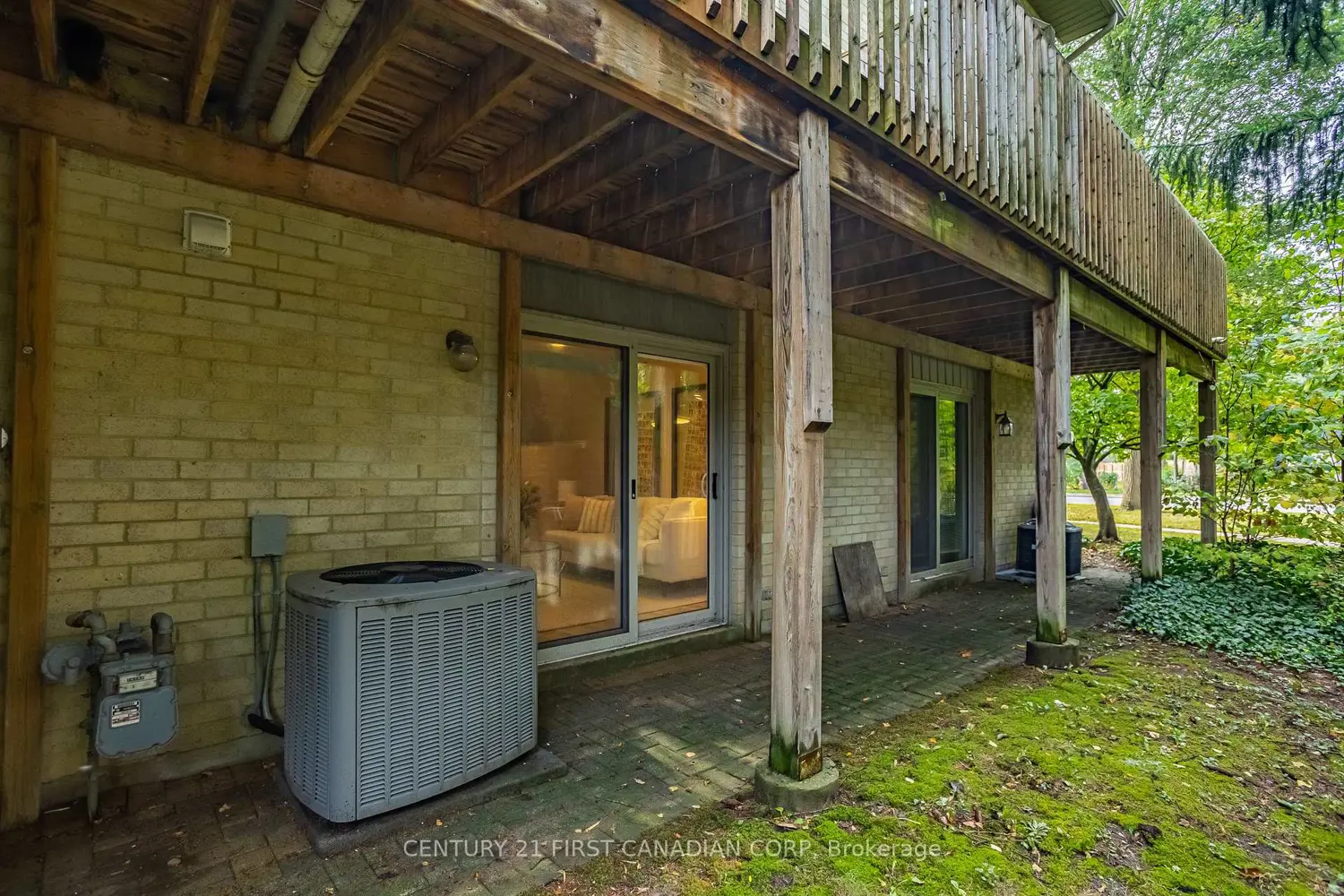 Additional image 17 of 1399 Commissioners Road 30