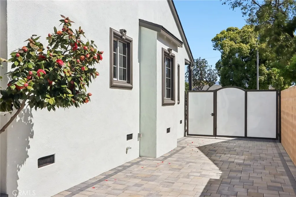 Additional image 45 of 1735 N Lima Street, Burbank, CA 91505