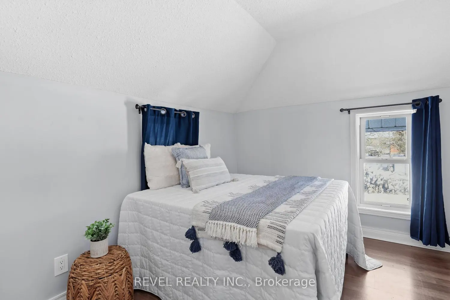 Additional image 15 of 2426 County Road 48