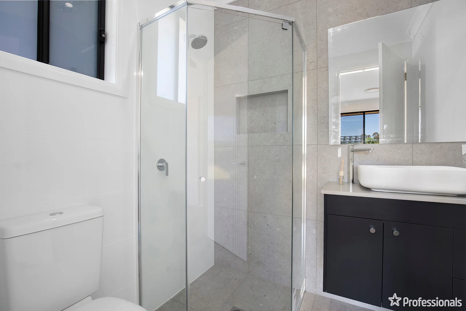 Additional image 6 of 15 Madgwick Drive, Armidale NSW 2350