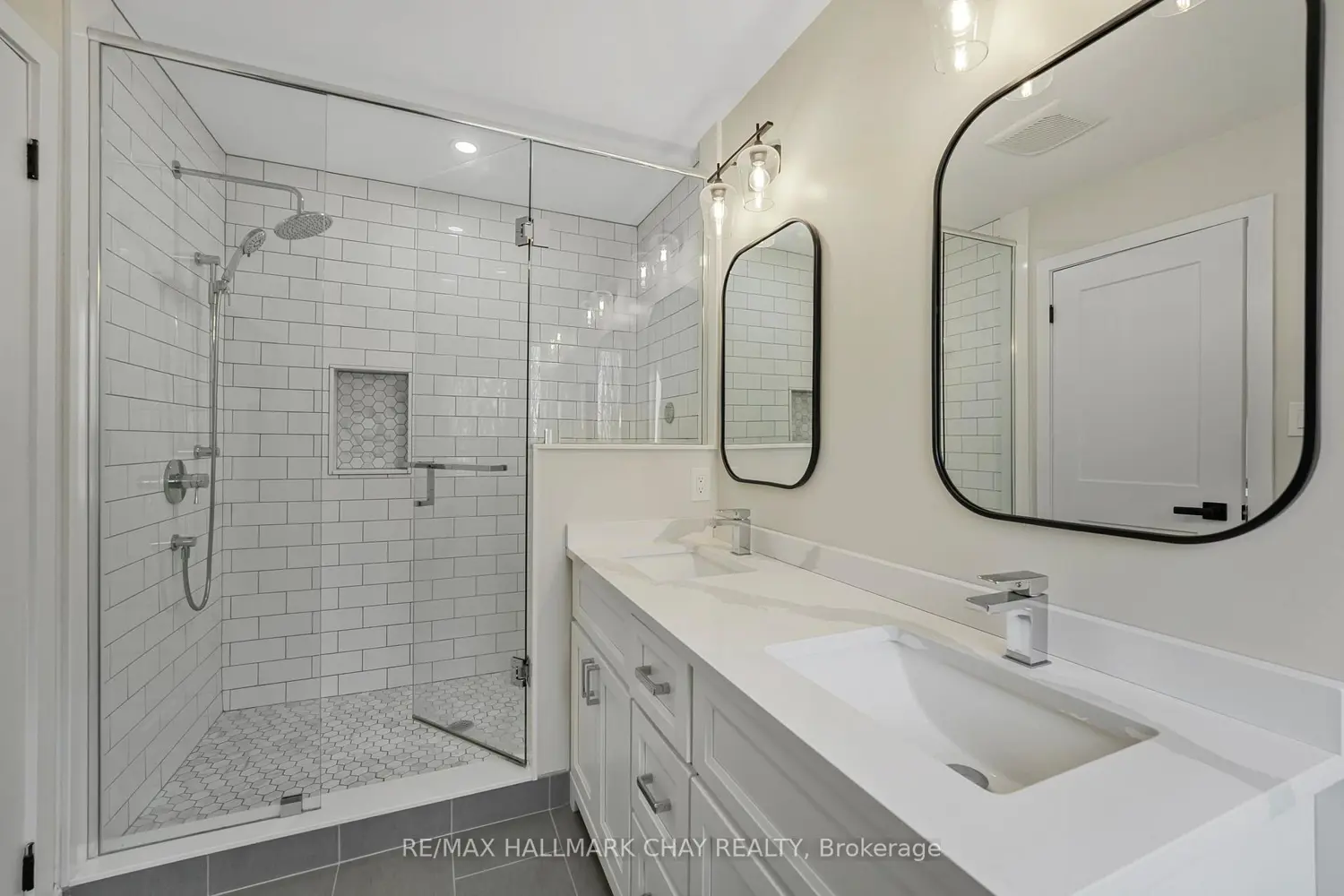 Additional image 8 of 1359 Old Barrie Road