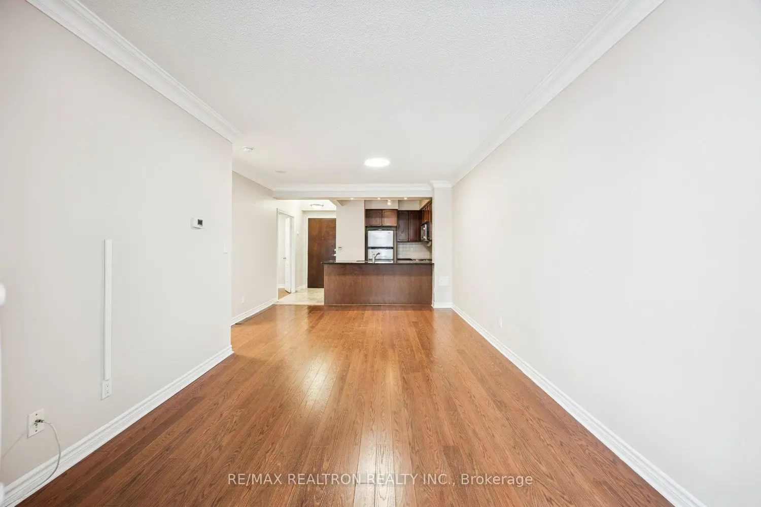 88 Promenade Circle 302 photo 5