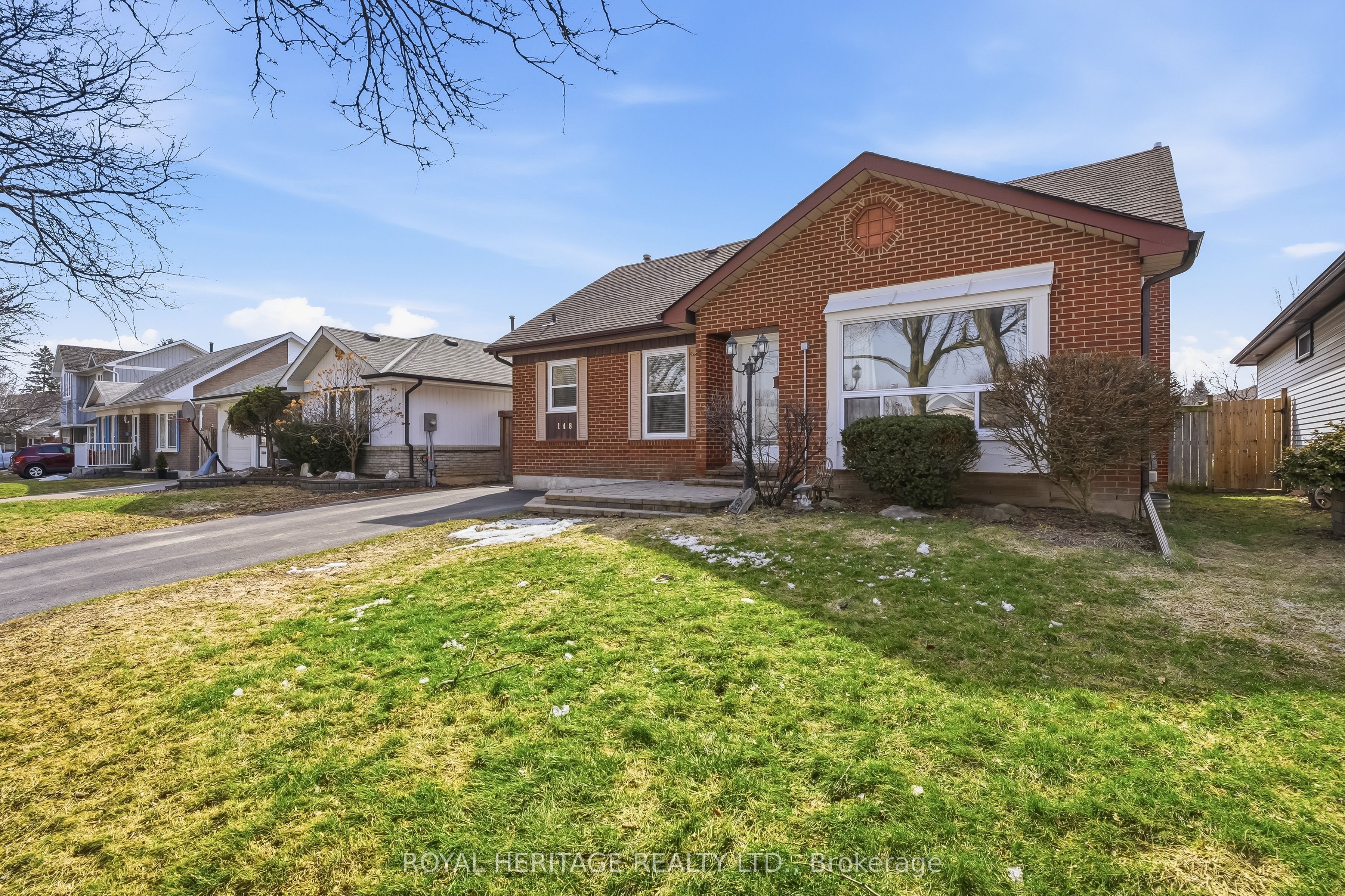 Additional image 3 of 148 Guthrie Crescent, Whitby, ON, L1P 1A8