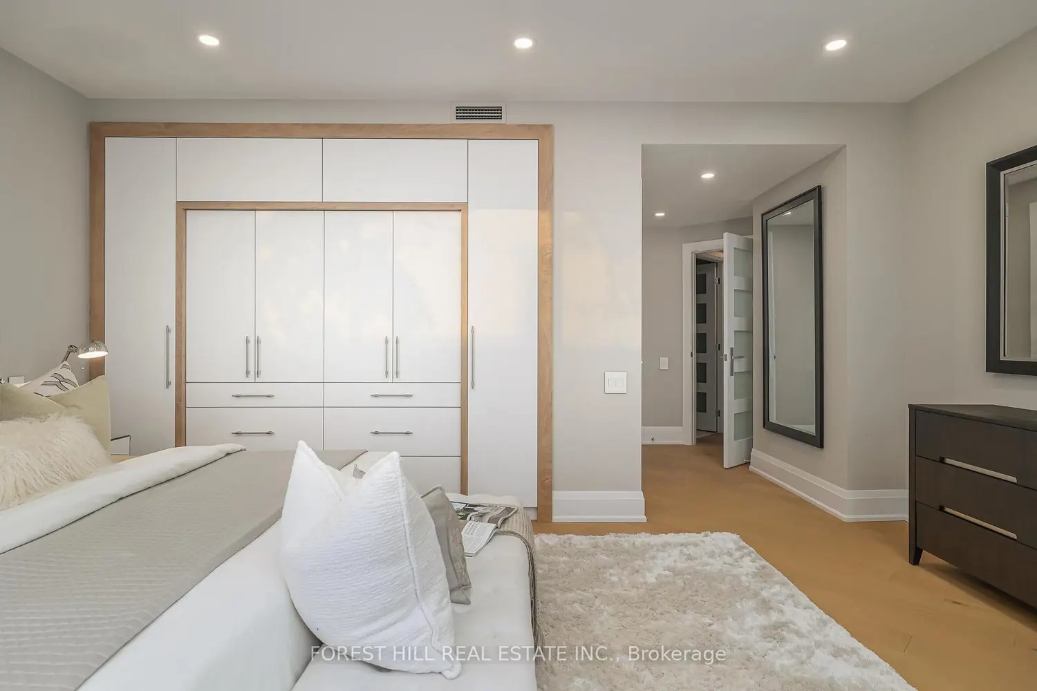 Additional image 18 of 342 Spadina Road 301