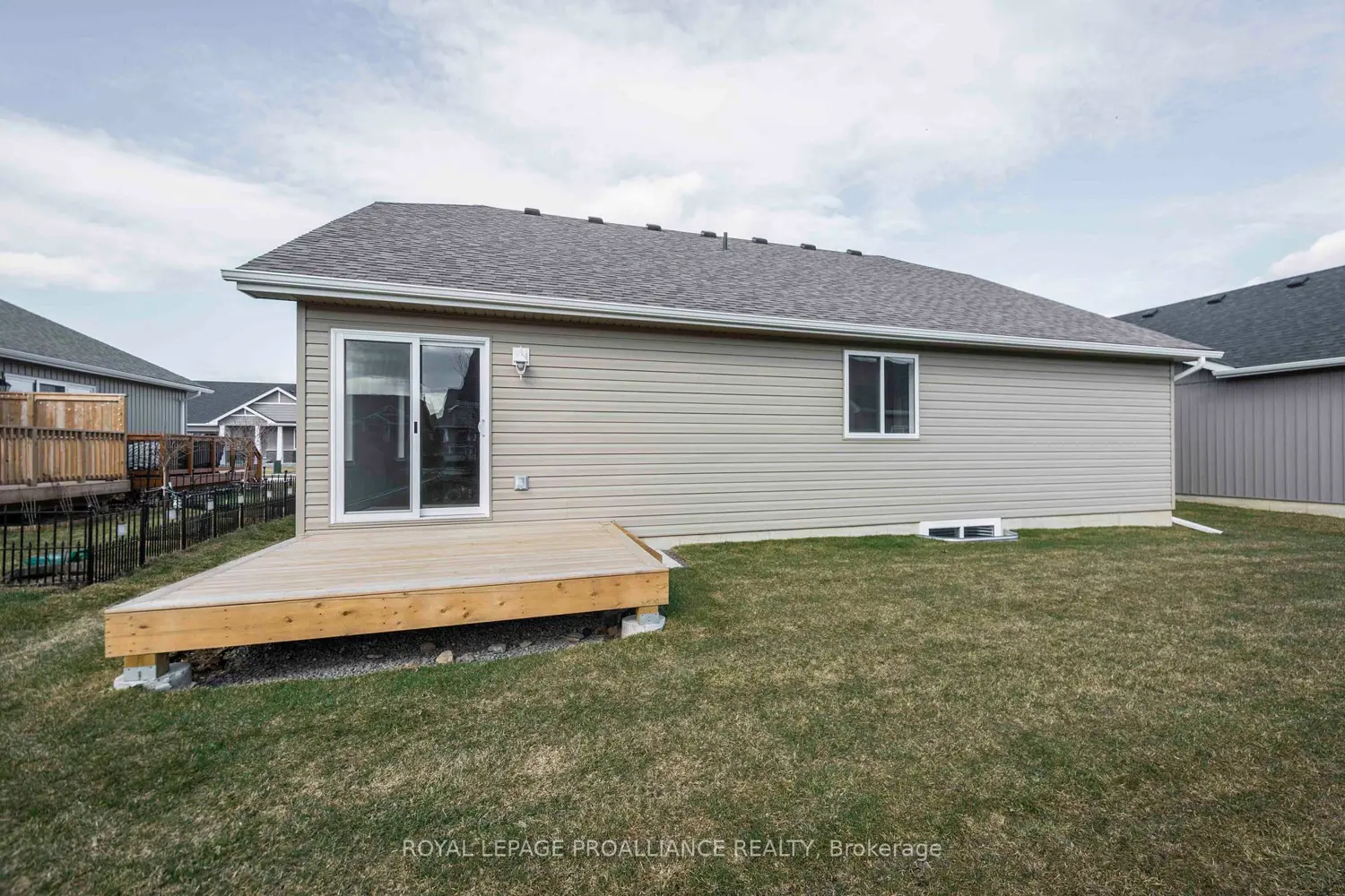 Additional image 20 of 110 Farrington Crescent