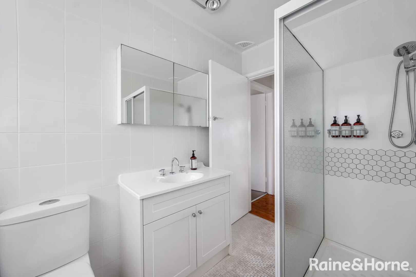 Additional image 20 of 5 Cliff Avenue, Mollymook Beach NSW 2539