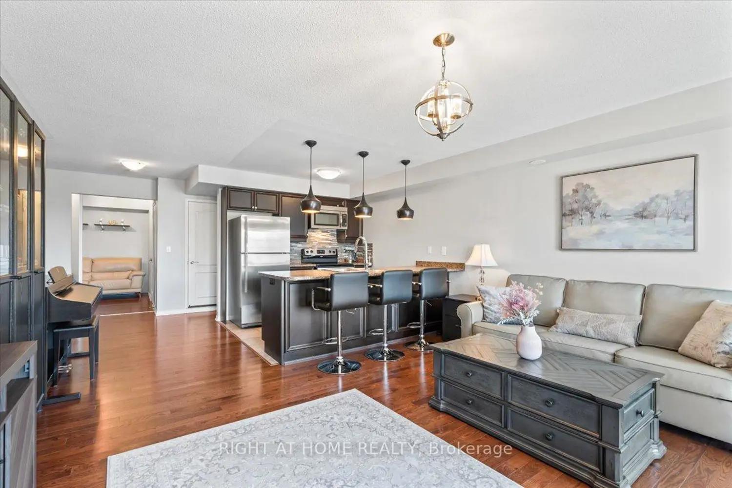 149 Isaac Devins Boulevard 11