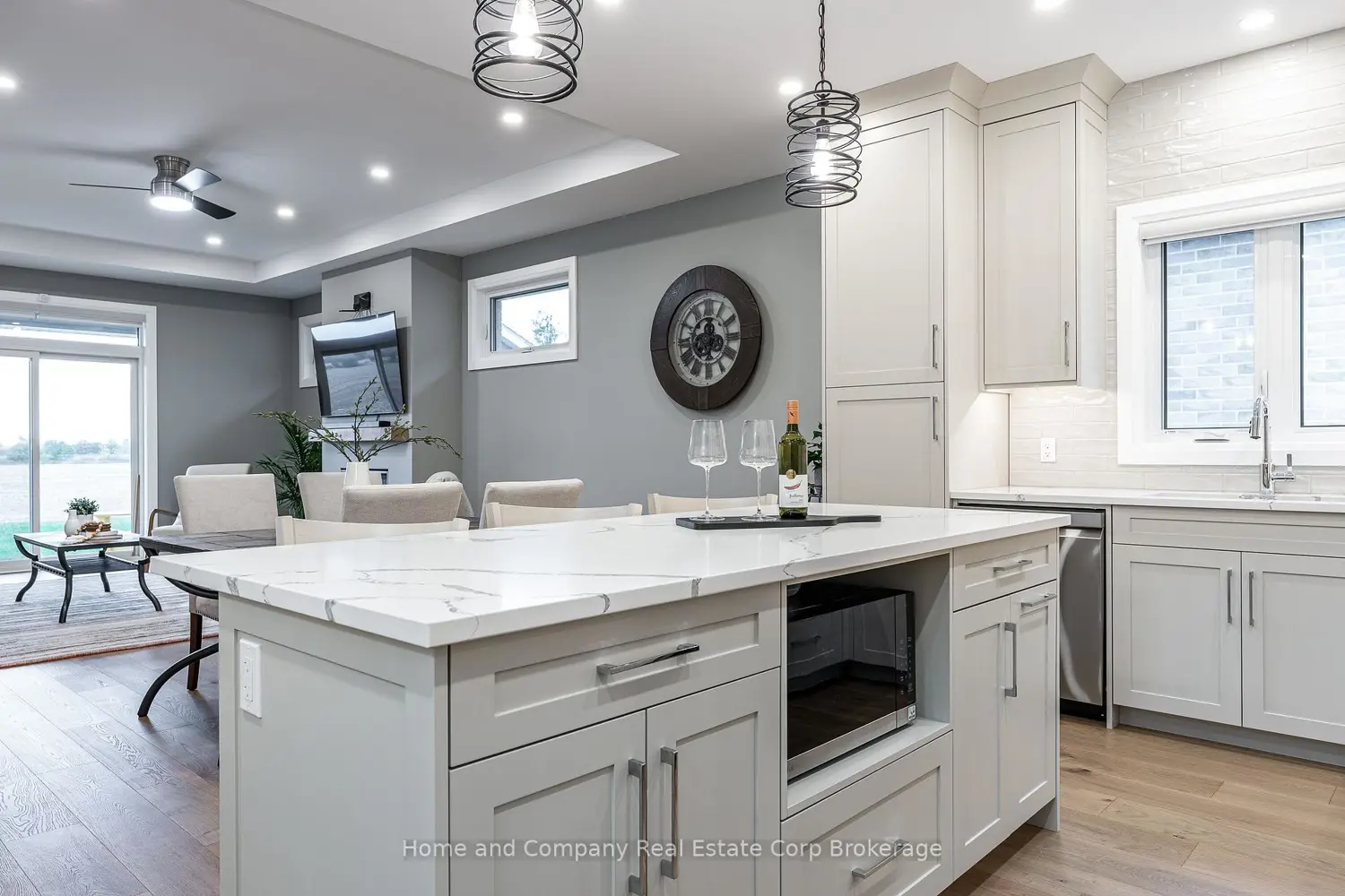 Additional image 6 of 121 Glass Street