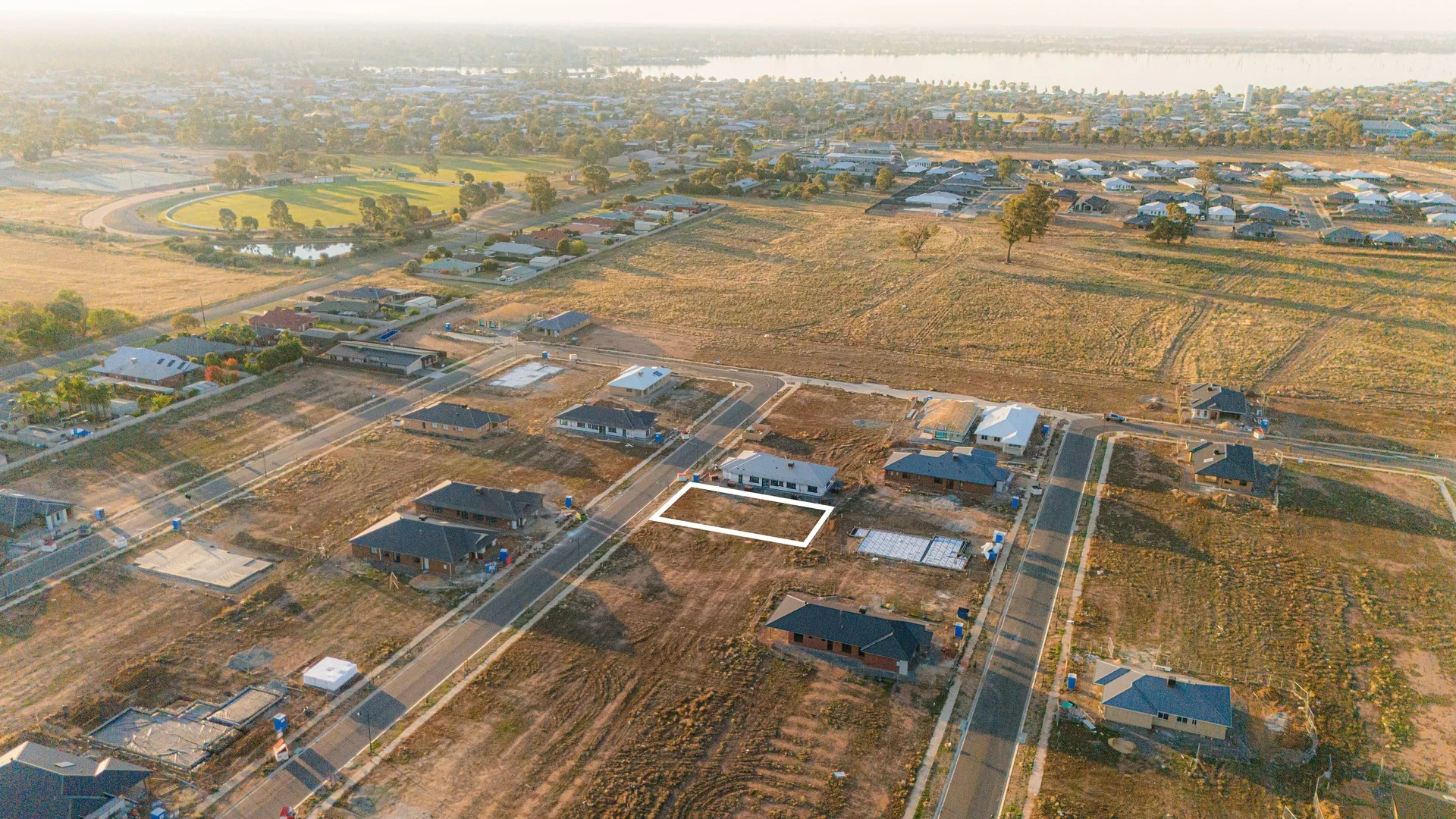 51 Vineyard Cct, Yarrawonga VIC 3730