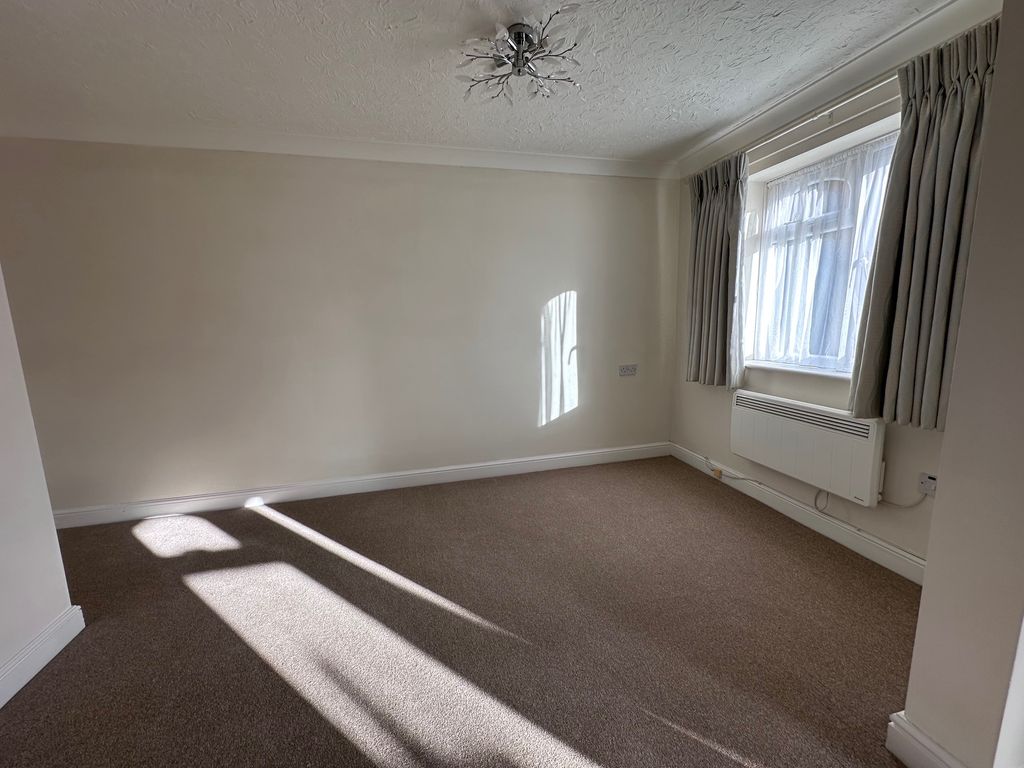 Additional image 3 of 2 bed flat for saleSt. Christophers Gardens, Ascot SL5
