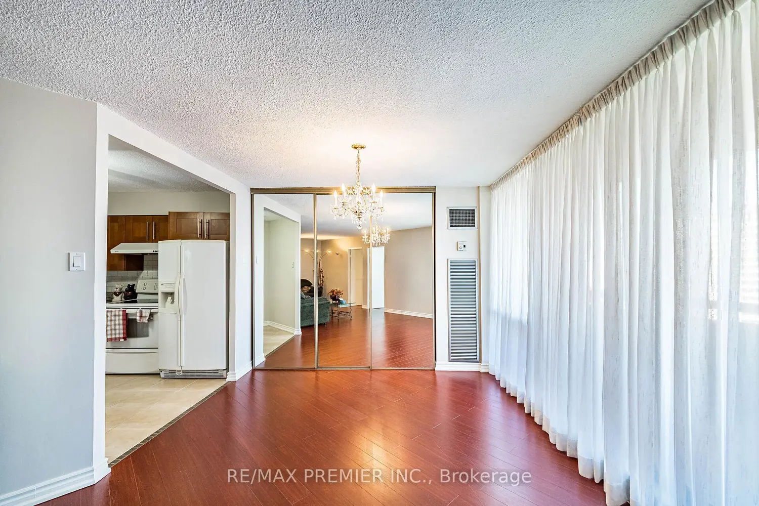 Additional image 10 of 75 Graydon Hall Drive 2308
