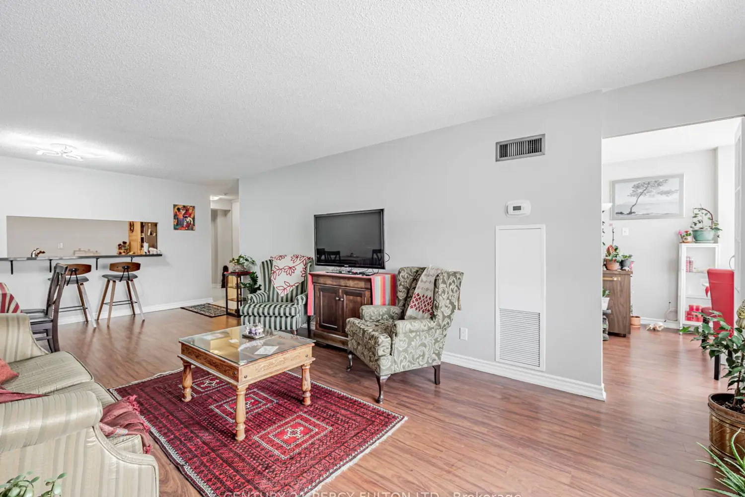 Additional image 9 of 1485 Lakeshore Road 909