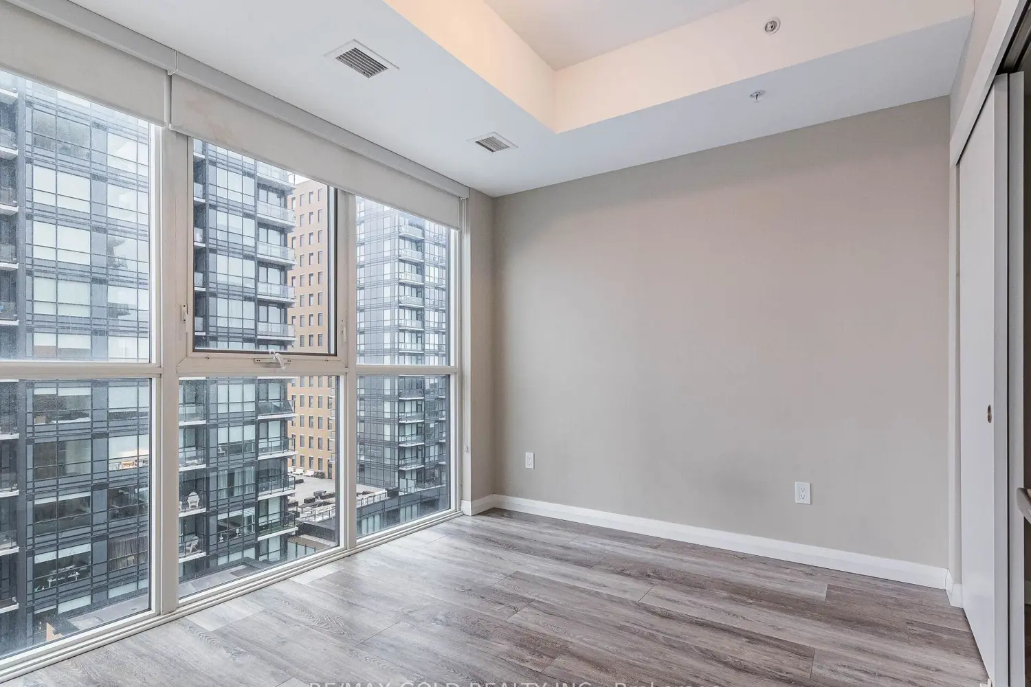 Additional image 10 of 108 Garment Street 1011