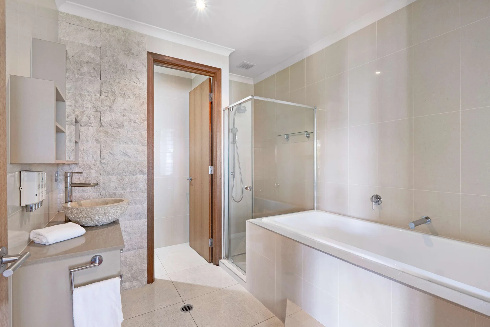 Additional image 34 of 682 Sunset Beach Way, K'Gari QLD 4581