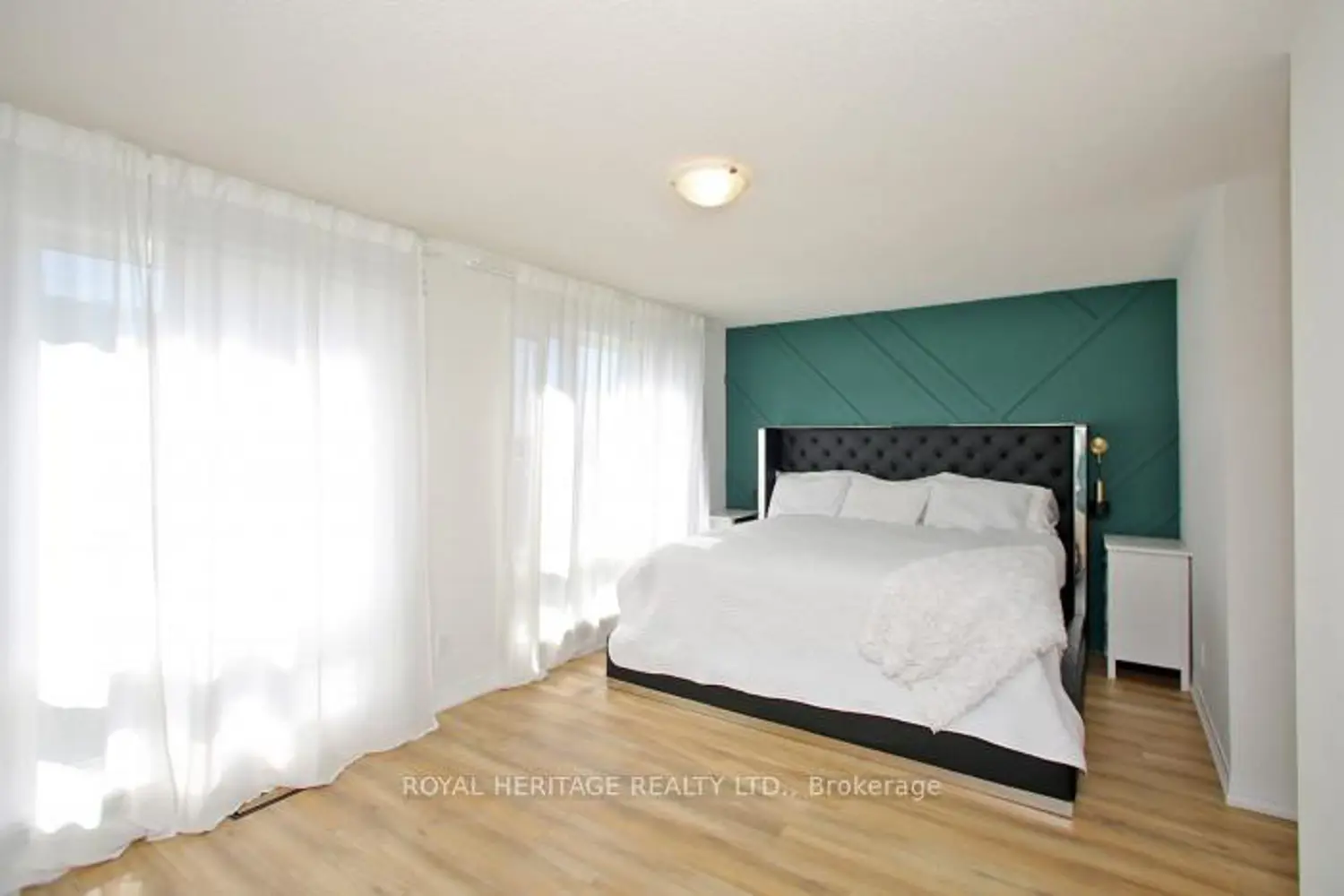 Additional image 9 of 5 Klein Way