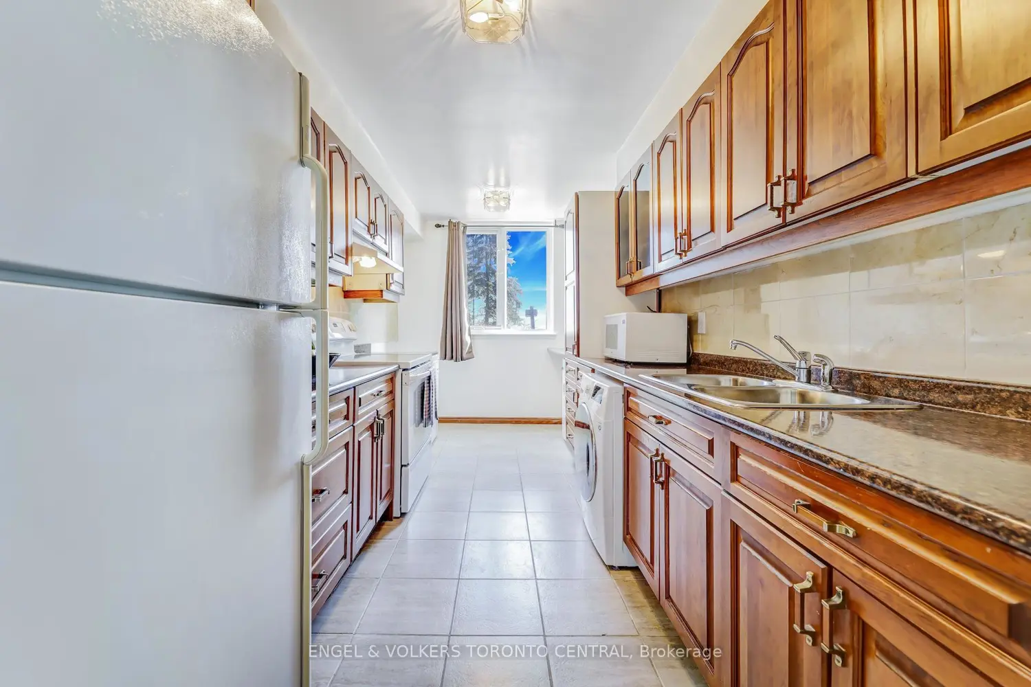 Additional image 8 of 15 Sewells Road 207
