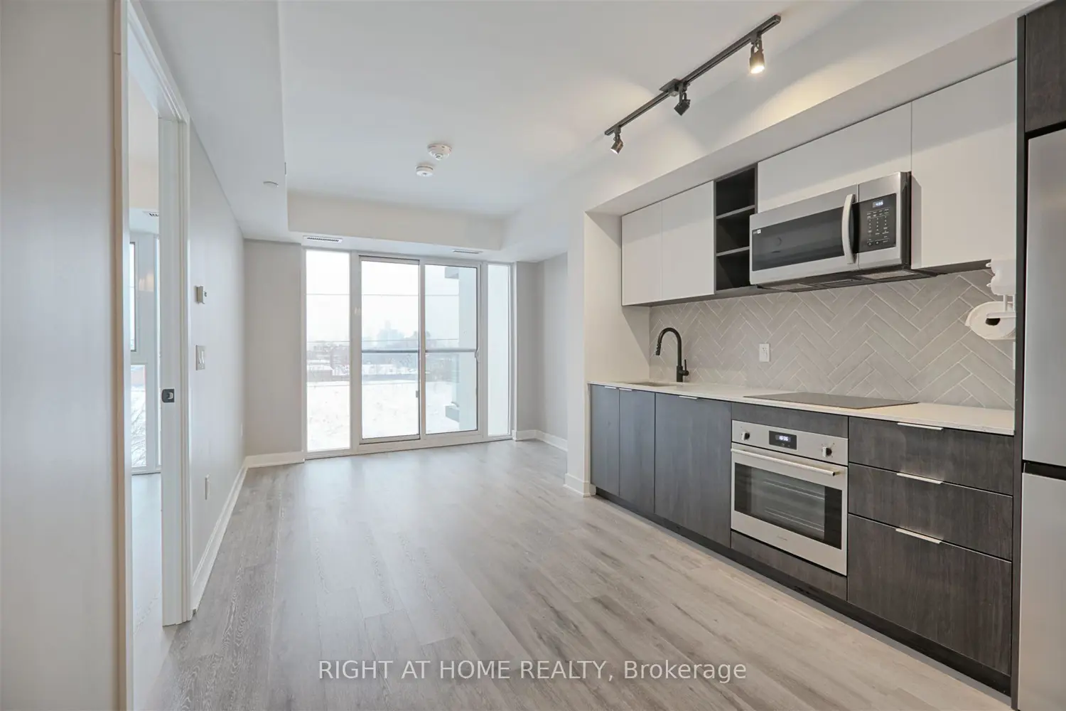 Additional image 6 of 36 Zorra Street 421