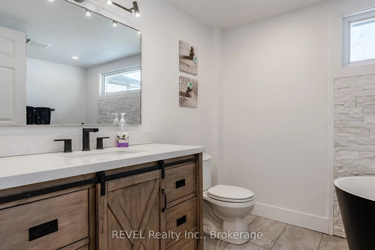 Additional image 16 of 80 Lighthouse Drive