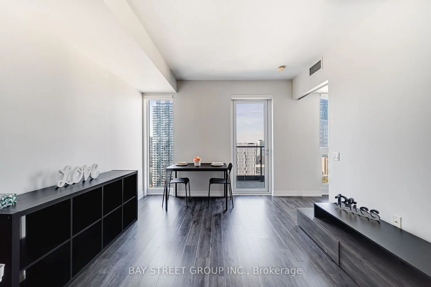 Additional image 10 of 251 Jarvis Street 3809