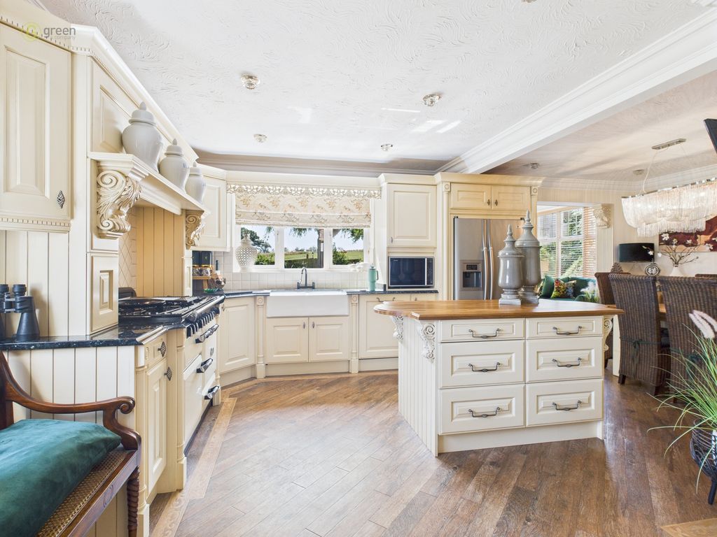Additional image 2 of 5 bed detached house for saleParsons Walk, Clifton Campville, Tamworth B79