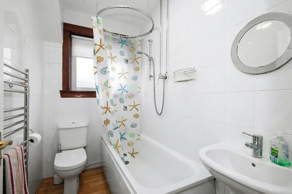 Additional image 7 of 4 bed flat for saleSandyhill Crescent, St Andrews KY16
