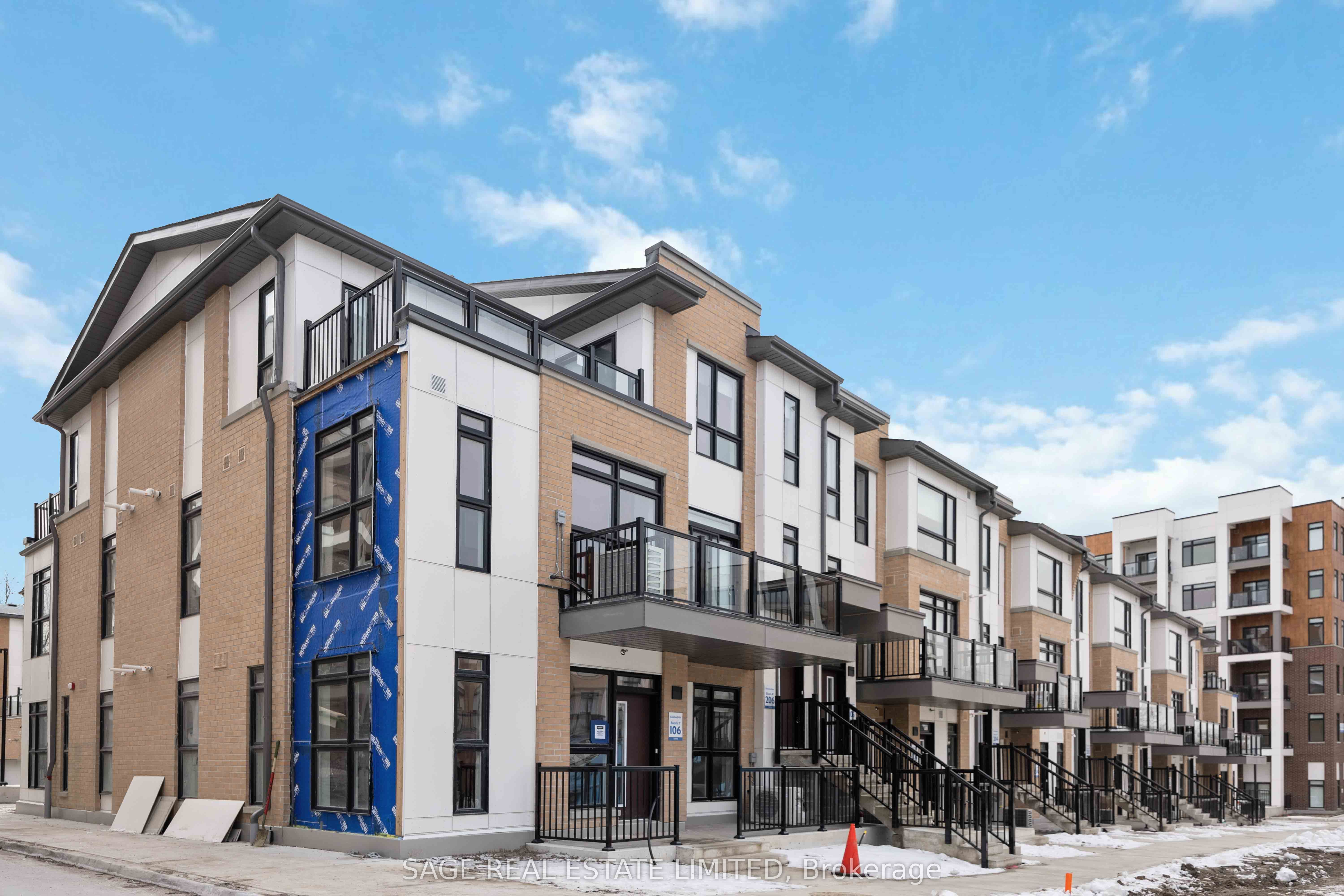 Additional image 2 of 111-145 Canon Jackson Drive, Toronto, ON, M6M 0E1