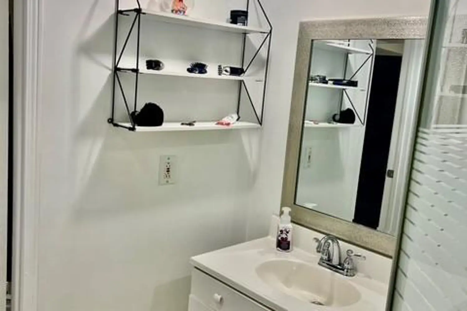 Additional image 9 of 82 Ready Court